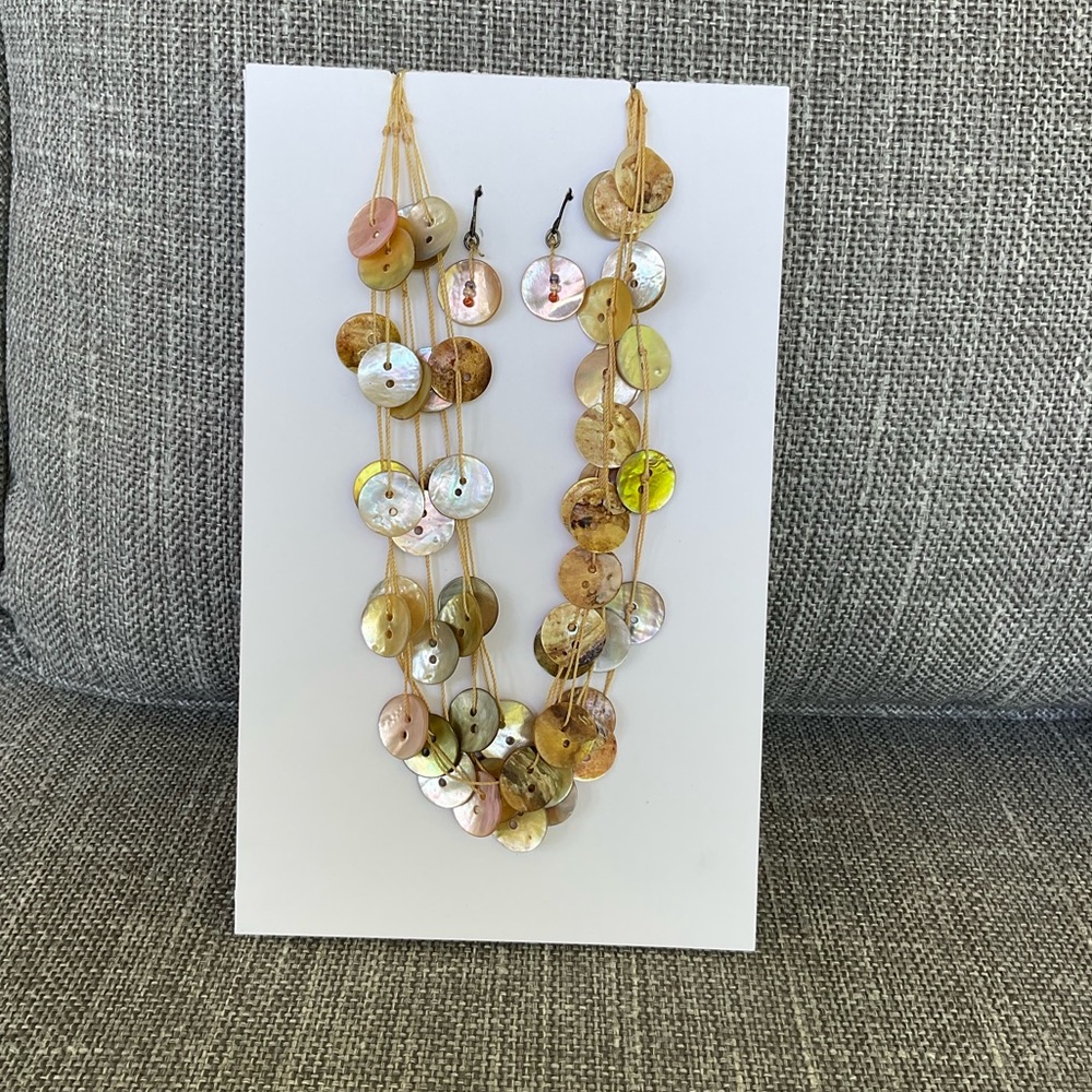 Shell Button Necklace and Earring Set - Picture 7 of 11